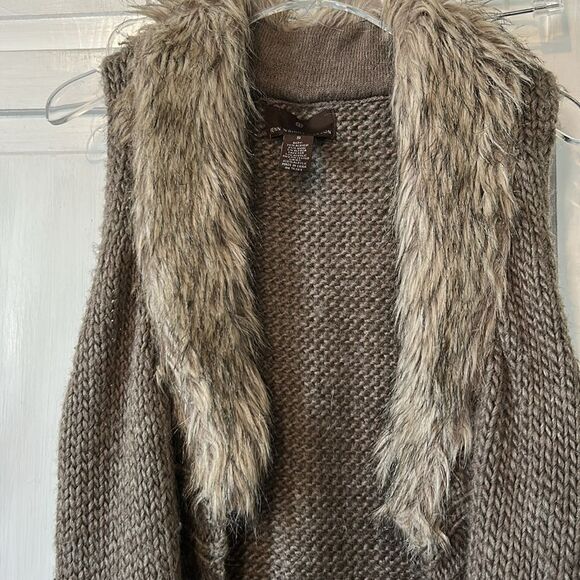 Fenn Wright Manson Sweater Vest with Faux Fur Trim - Size S - Picture 3 of 6